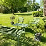 Domaine De La Cressonniere Bed & Breakfast 3*