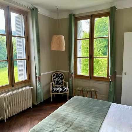 Domaine De La Cressonniere Saint-Martin-de-Bienfaite-la-Cressonniere